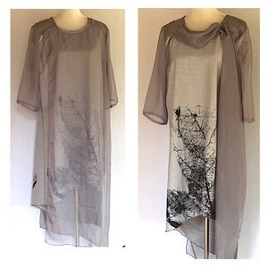 NWT AO Run gray convertible dress with leaf design
